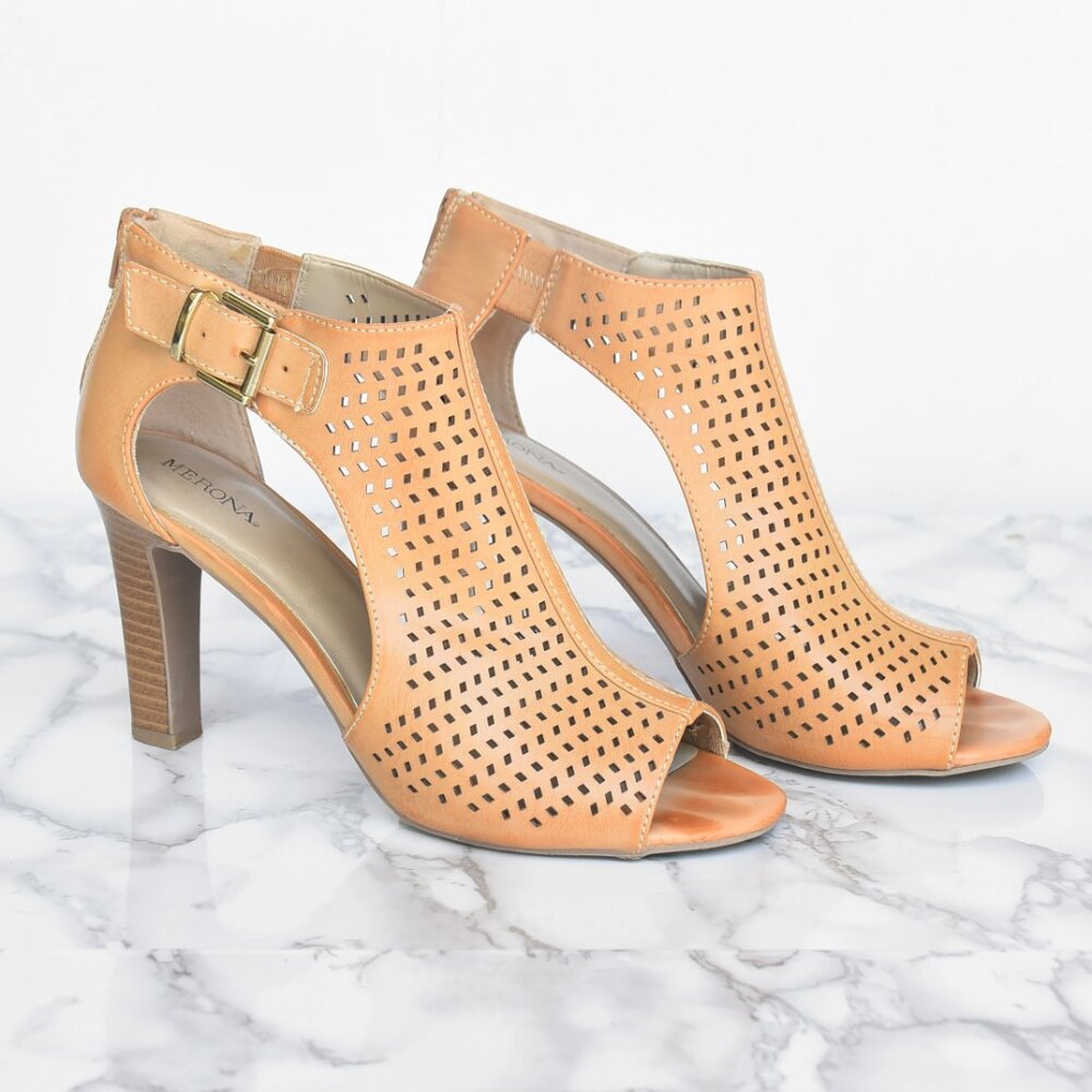Merona Maddie Honey Heels Size 8.5